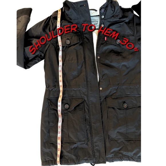 Levi’s Black Sherpa Lined Parka Women’s Size M Faux Fur Hood Mid-Thigh Jacket - Picture 8 of 8